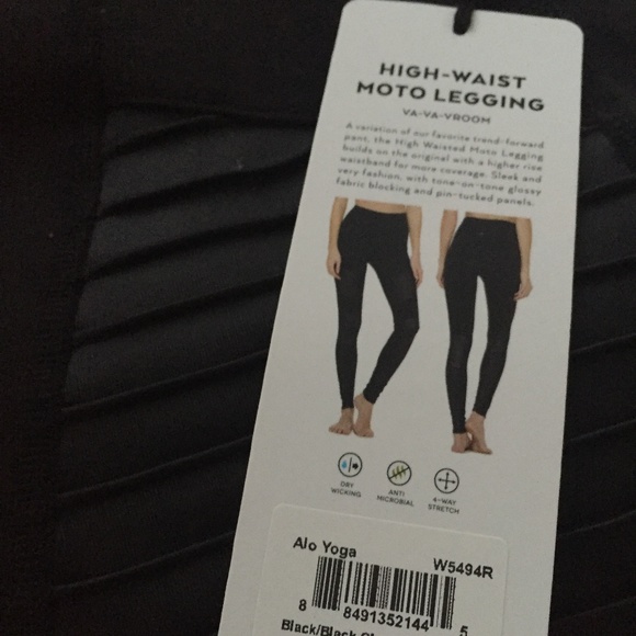 Alo Yoga High Waisted Moto Leggings New with tags - Picture 7 of 8